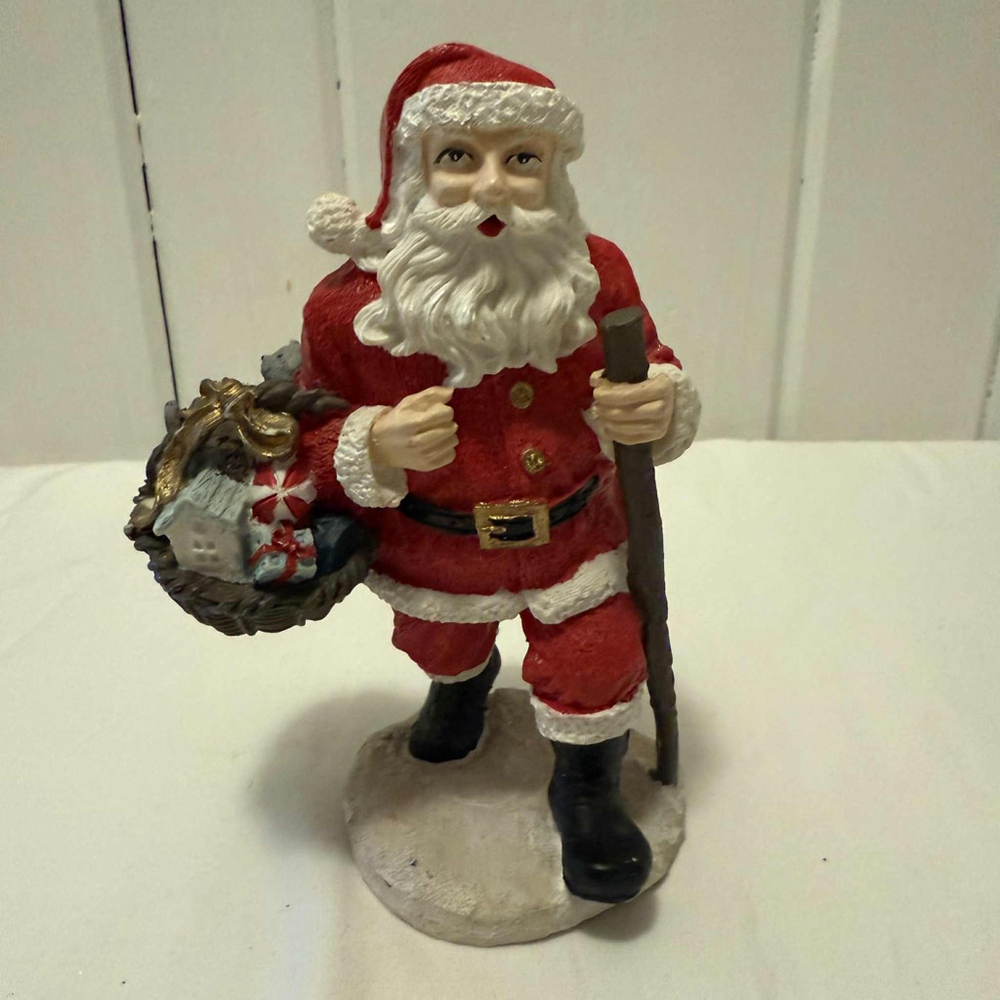Artmark Santa Claus Figurine, Red, Christmas Decor